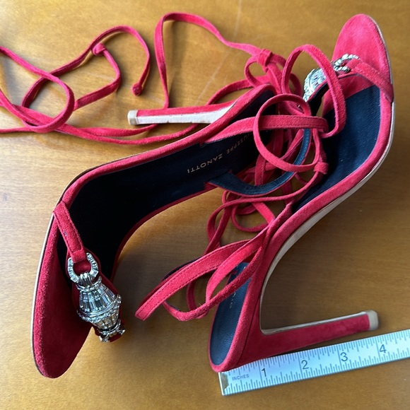 Giuseppe Zanotti Red Luxurious Suede sandals with Swarovsky jewelry accents - Picture 6 of 6